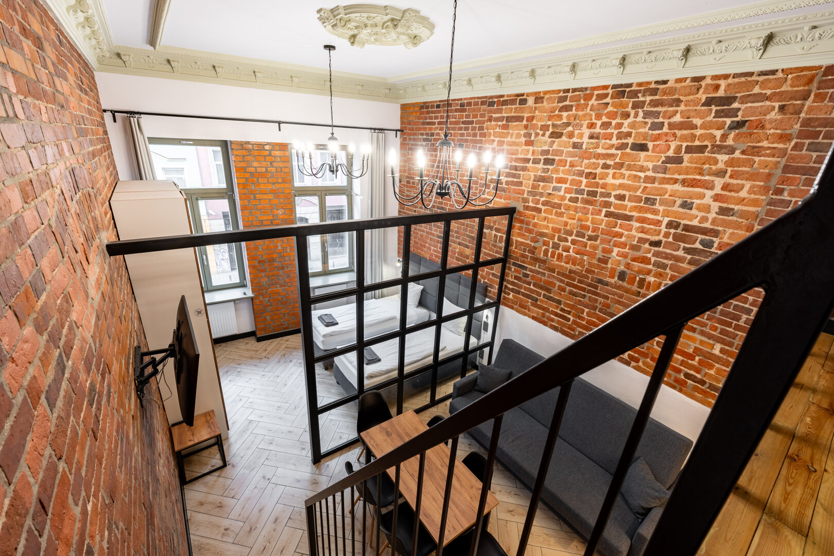 Deluxe apartment with city view