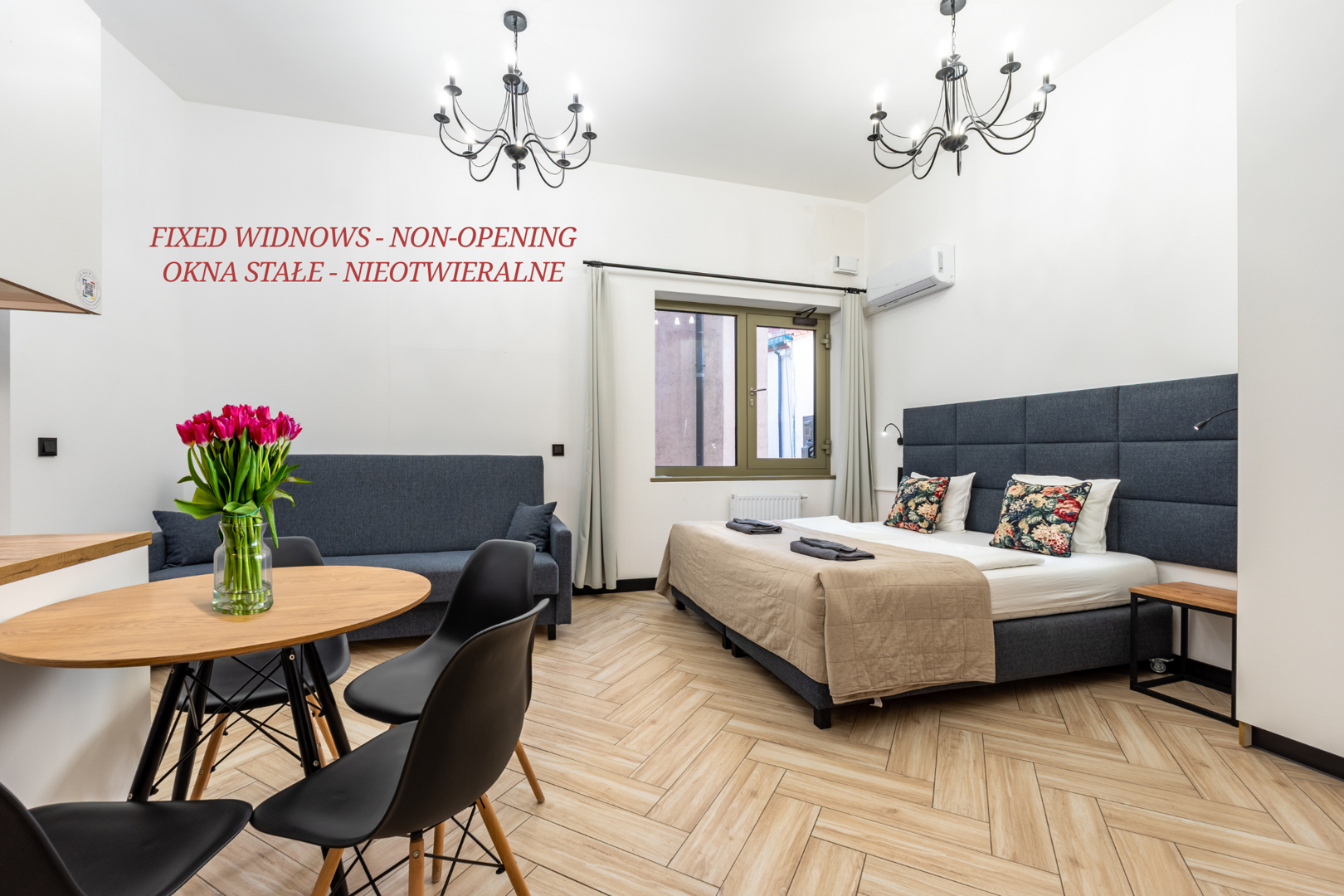 Classic apartment with courtyard view