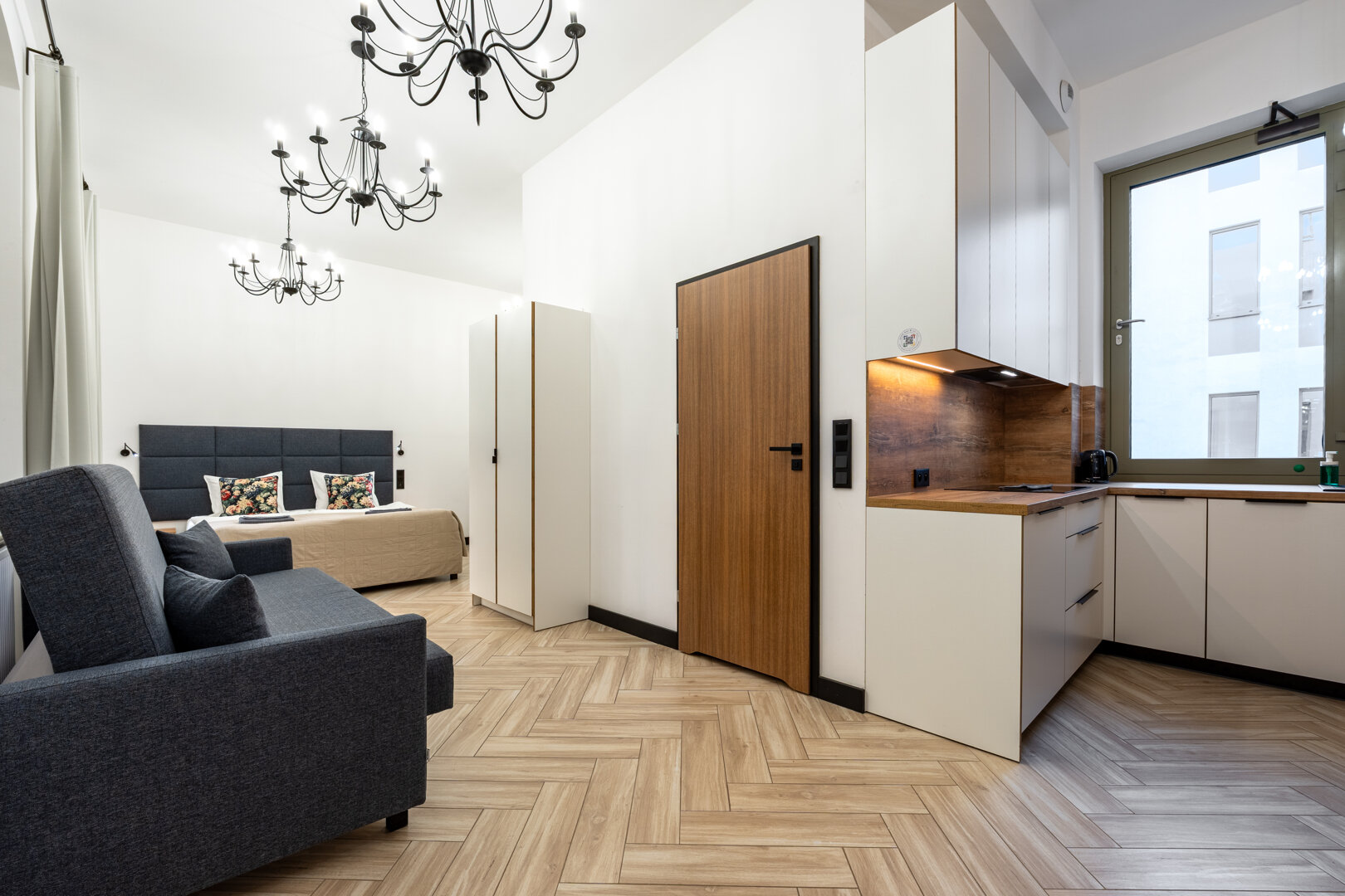 Superior apartment with courtyard view